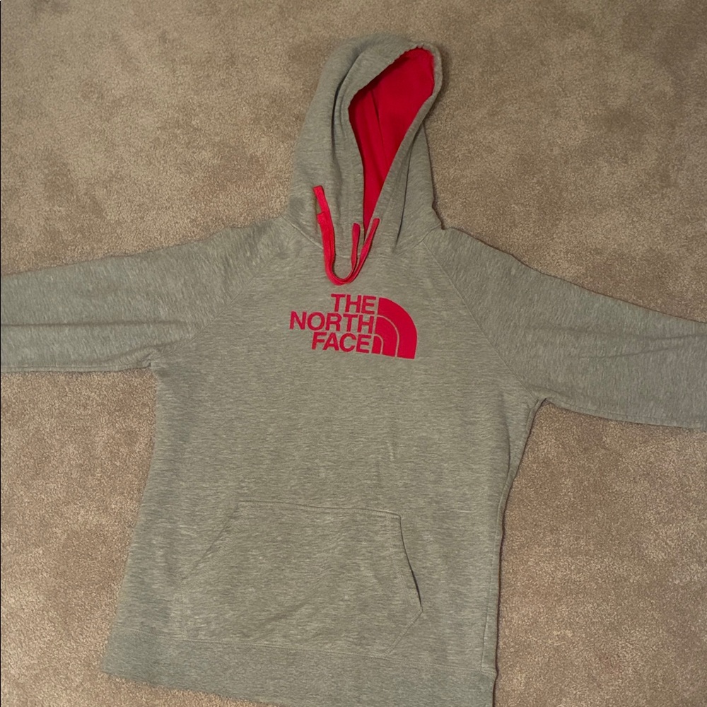 The North Face women’s Hoodie